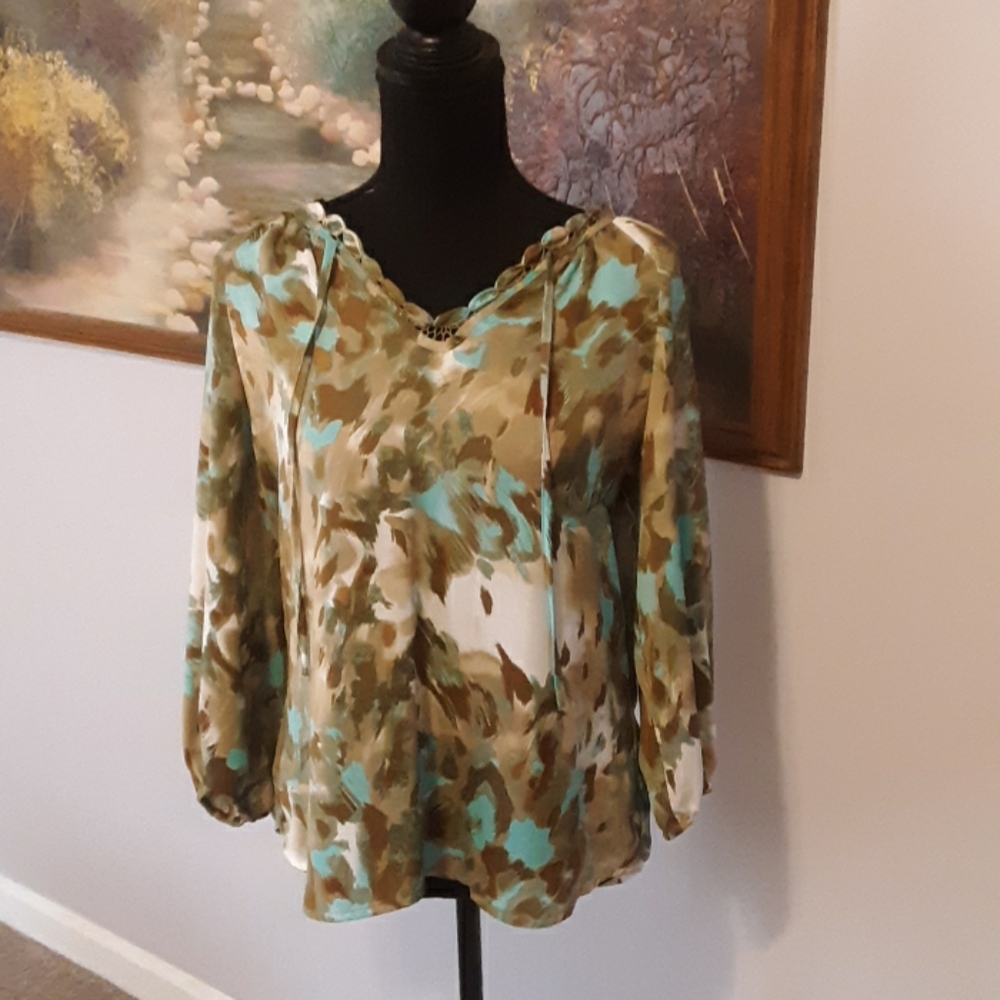 apt. 9 vneck top